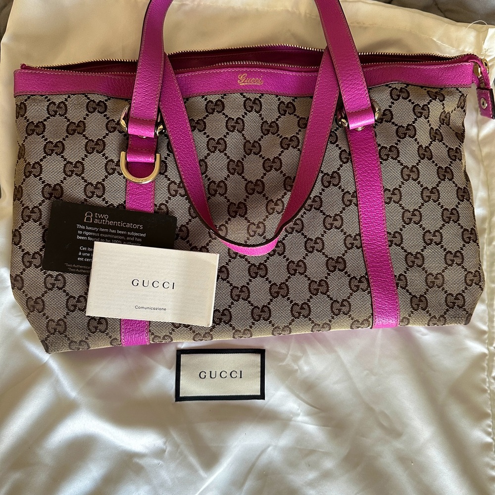 GUCCI ABBY D-RING TOTE LIKE NEW!